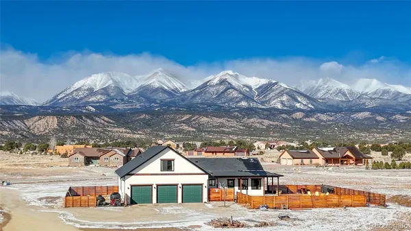 $1,095,000 | 11520 Hills Court, Salida, CO 81201
