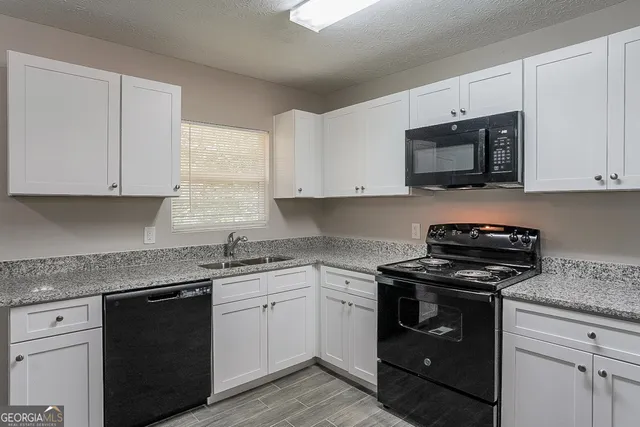 $1,785 | 200 Dodd Street, Fairburn, GA 30213