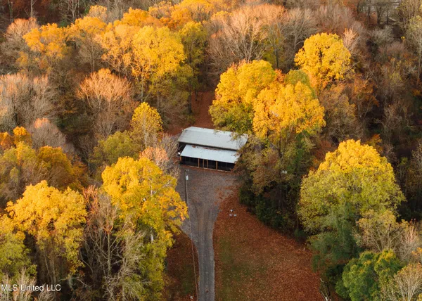 $825,000 | 2732 Myrleville Road, Yazoo City, MS 39194
