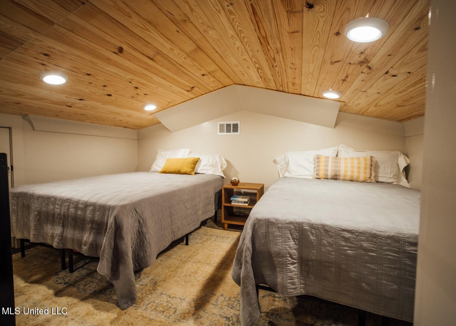 2732 Myrleville Road Yazoo City, MS 39194 - Photo 13 of 49 13 (Large)