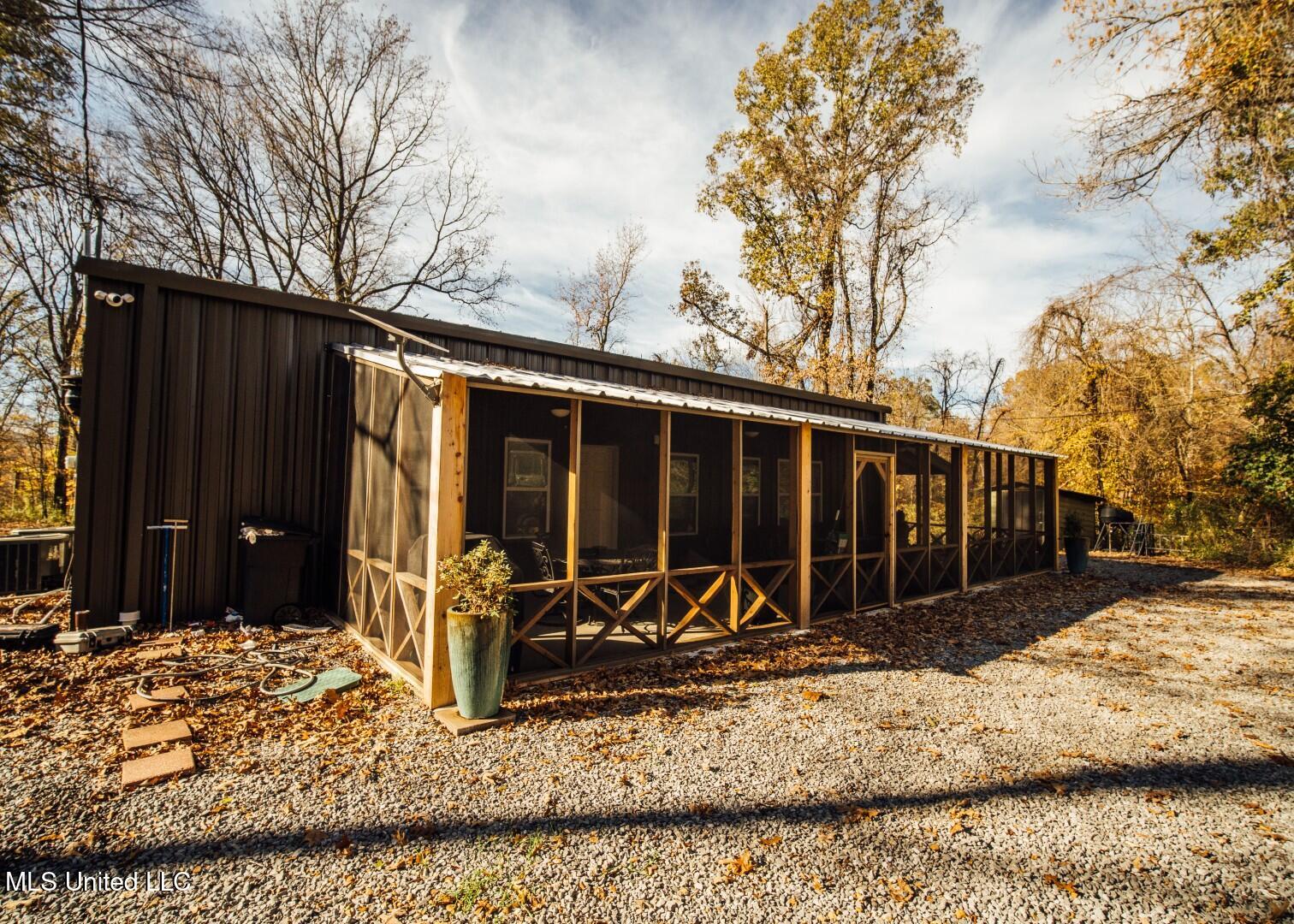 2732 Myrleville Road Yazoo City, MS 39194 - Photo 40 of 49 38 (Large)