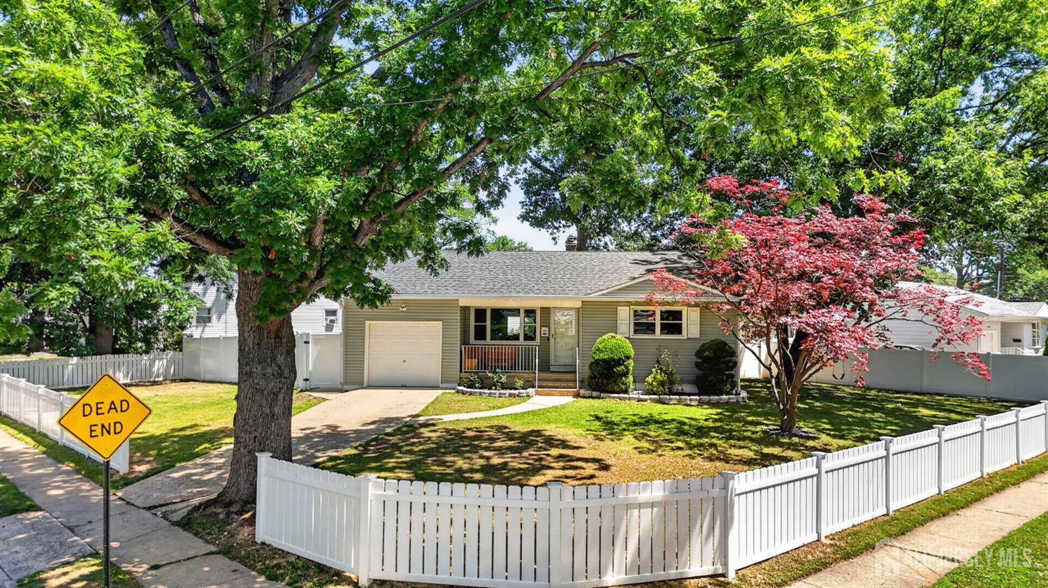 59 Eden Avenue Edison, NJ 08817 - Photo 4 of 45