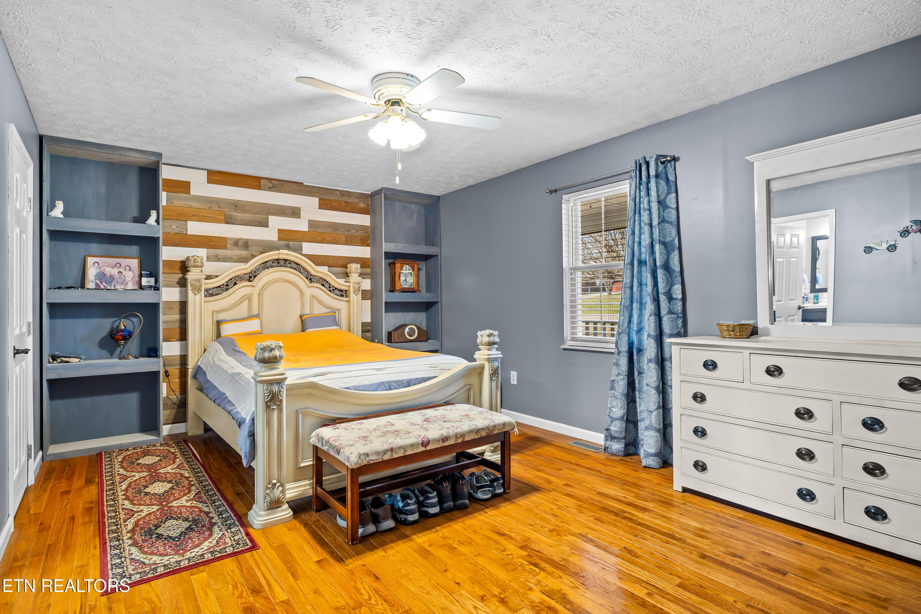129 Clinch View Drive Corryton, TN 37721 - Photo 13 of 39 129ClingchViewDr-4