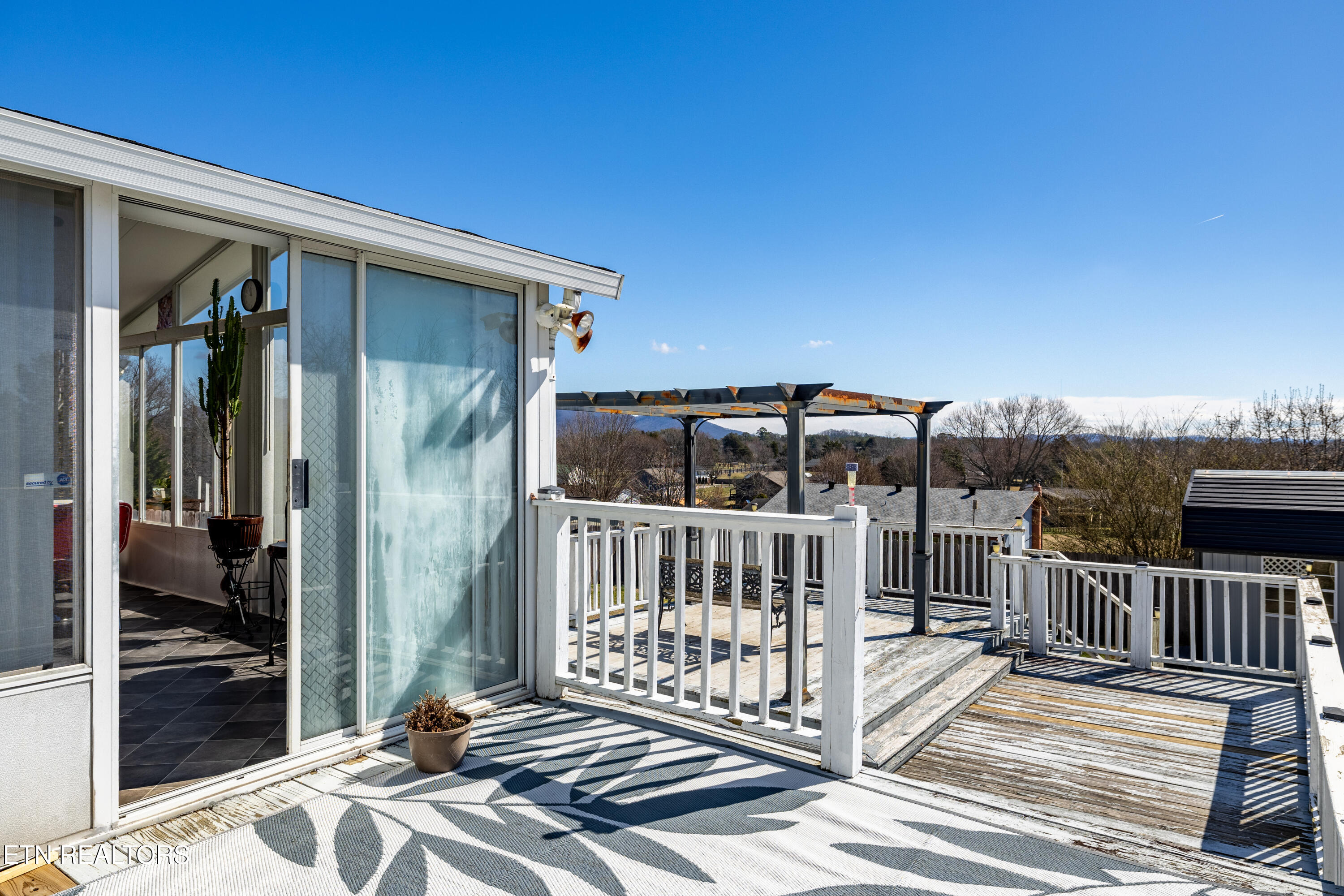 129 Clinch View Drive Corryton, TN 37721 - Photo 28 of 39 129ClingchViewDr-23