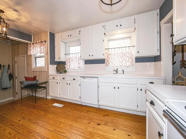 $175,000 | 644 North Crestway Street, Wichita, KS 67208