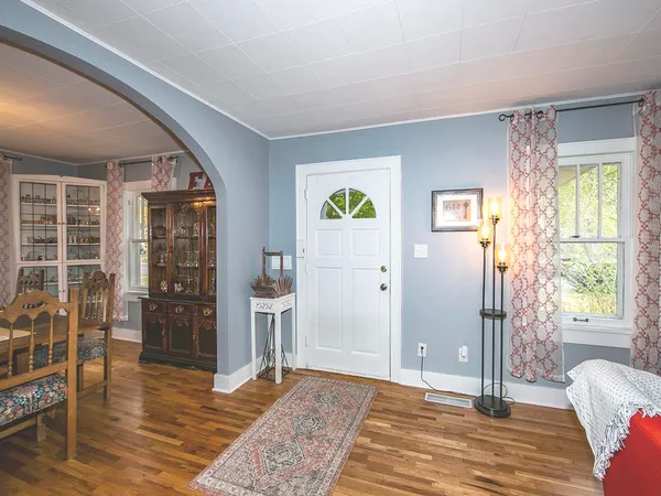 $175,000 | 644 North Crestway Street, Wichita, KS 67208