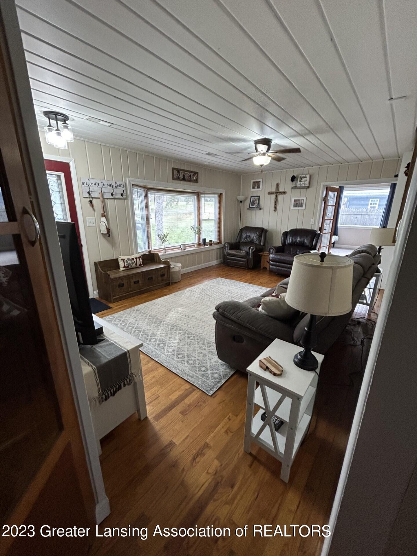 14076 Turner Road Dewitt, MI 48820 - Photo 6 of 23 thumbnail_IMG_1522