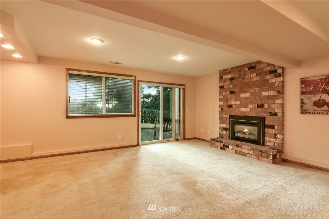7203 173rd Street Southwest Edmonds, WA 98026 - Photo 16 of 25 Gallery Image 16