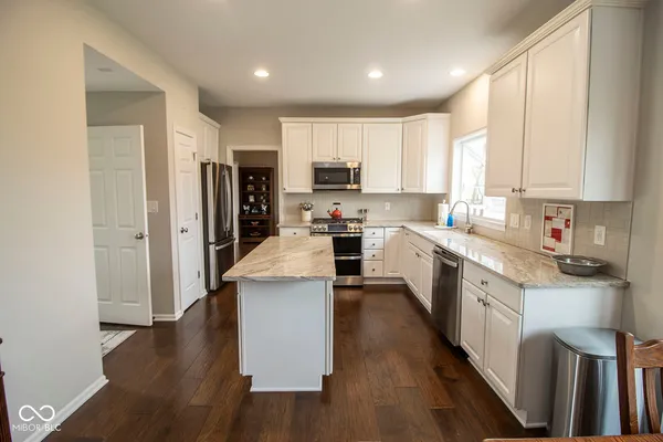 $529,900 | 9963 Parkshore Drive, Fishers, IN 46038