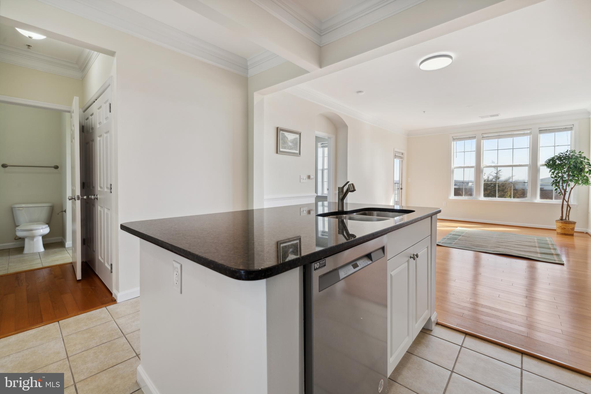 31 Booth Street, Unit 357 Gaithersburg, MD 20878 - Photo 8 of 25