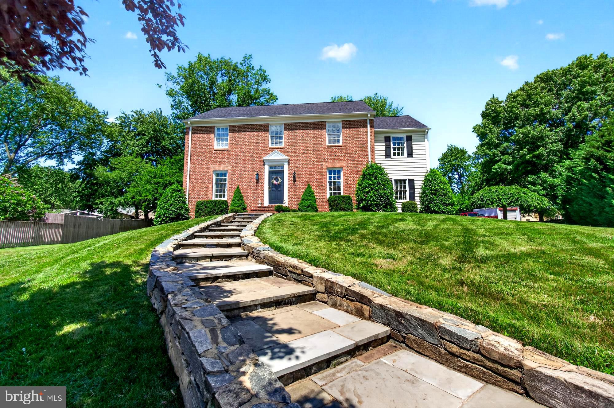 17212 Whites Road Poolesville, MD 20837 - Photo 3 of 104 Custom stone and slate walkway