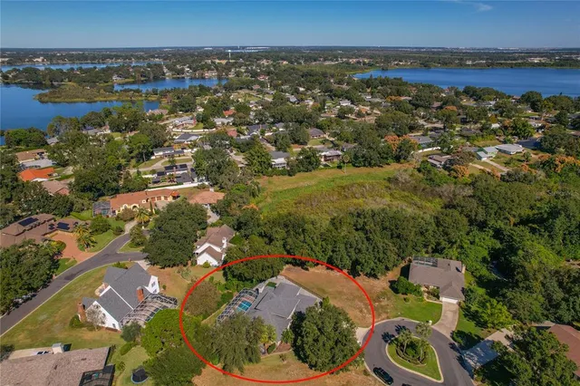 $689,900 | 316 Lochen Circle Southeast, Winter Haven, FL 33884