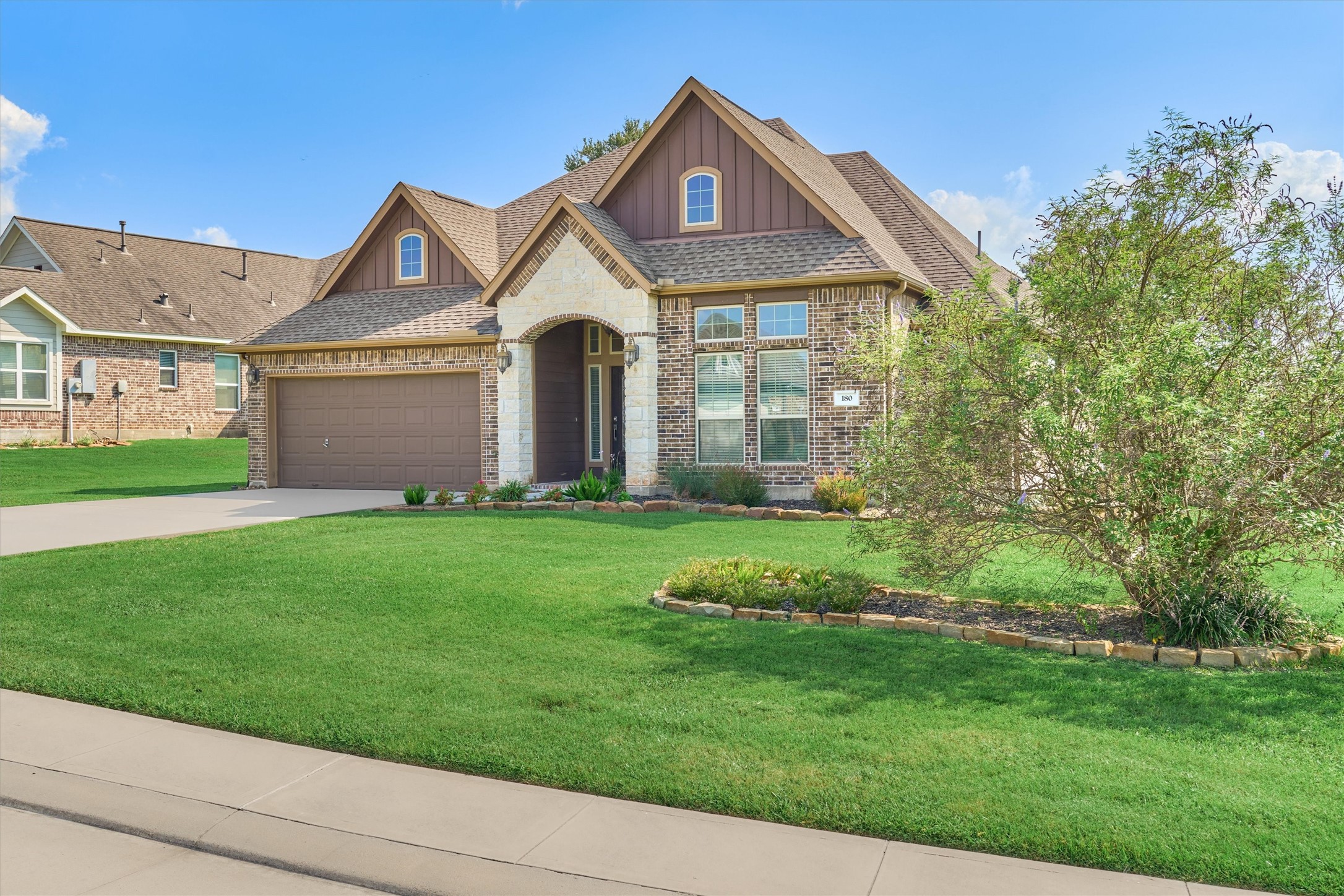 180 Racetrack Lane Montgomery, TX 77356 - Photo 6 of 46 Great neighborhood for walks!