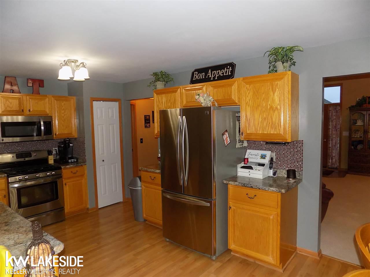 53112 West Ridge Drive Chesterfield, MI 48051 - Photo 12 of 33