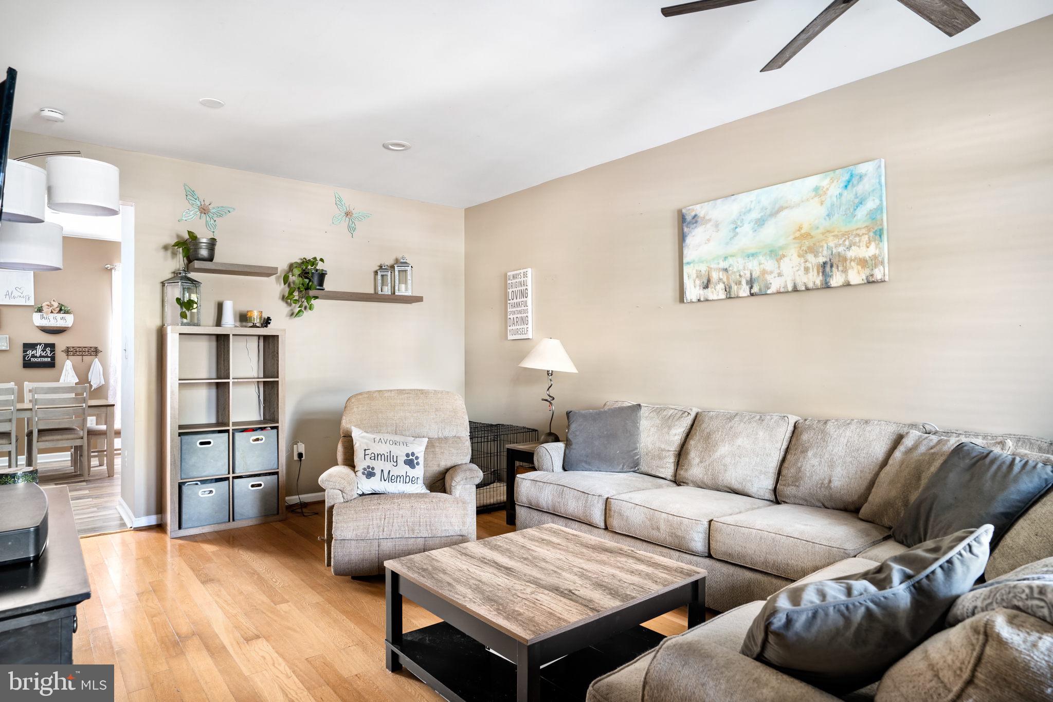 308 London Downs Circle Stephens City, VA 22655 - Photo 2 of 23