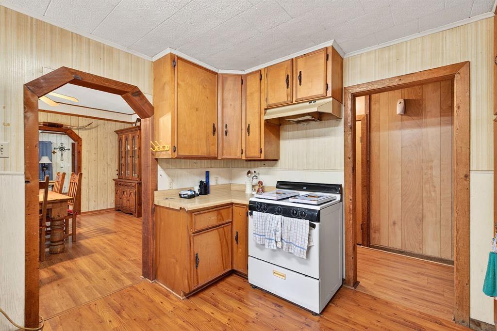 8 Southwest Poteet Road Bryson, TX 76427 - Photo 34 of 40