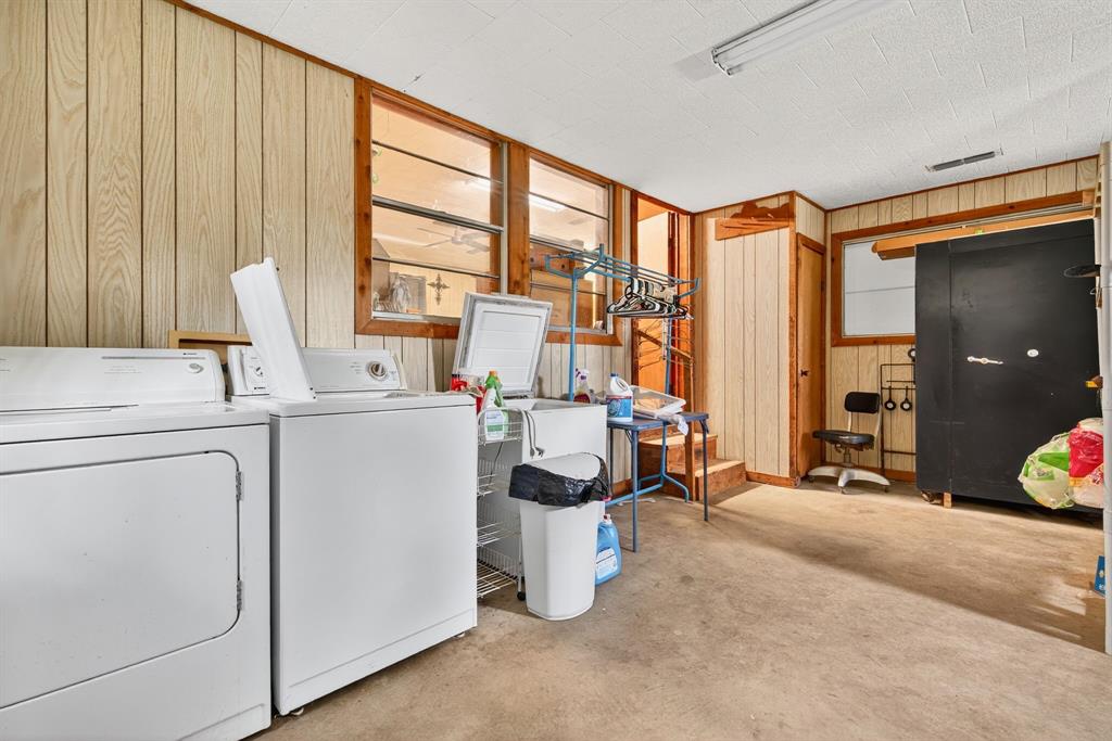 8 Southwest Poteet Road Bryson, TX 76427 - Photo 37 of 40