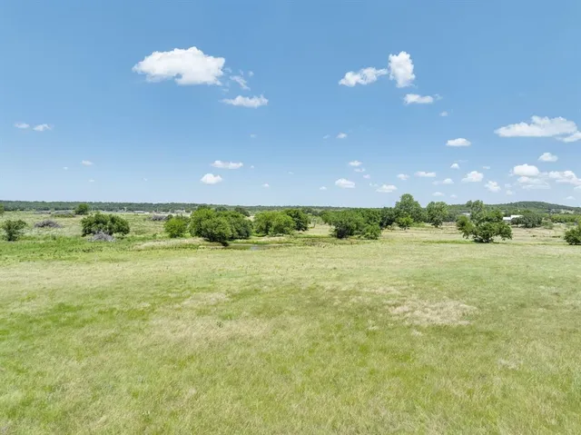$1,350,000 | 8 Southwest Poteet Road, Bryson, TX 76427