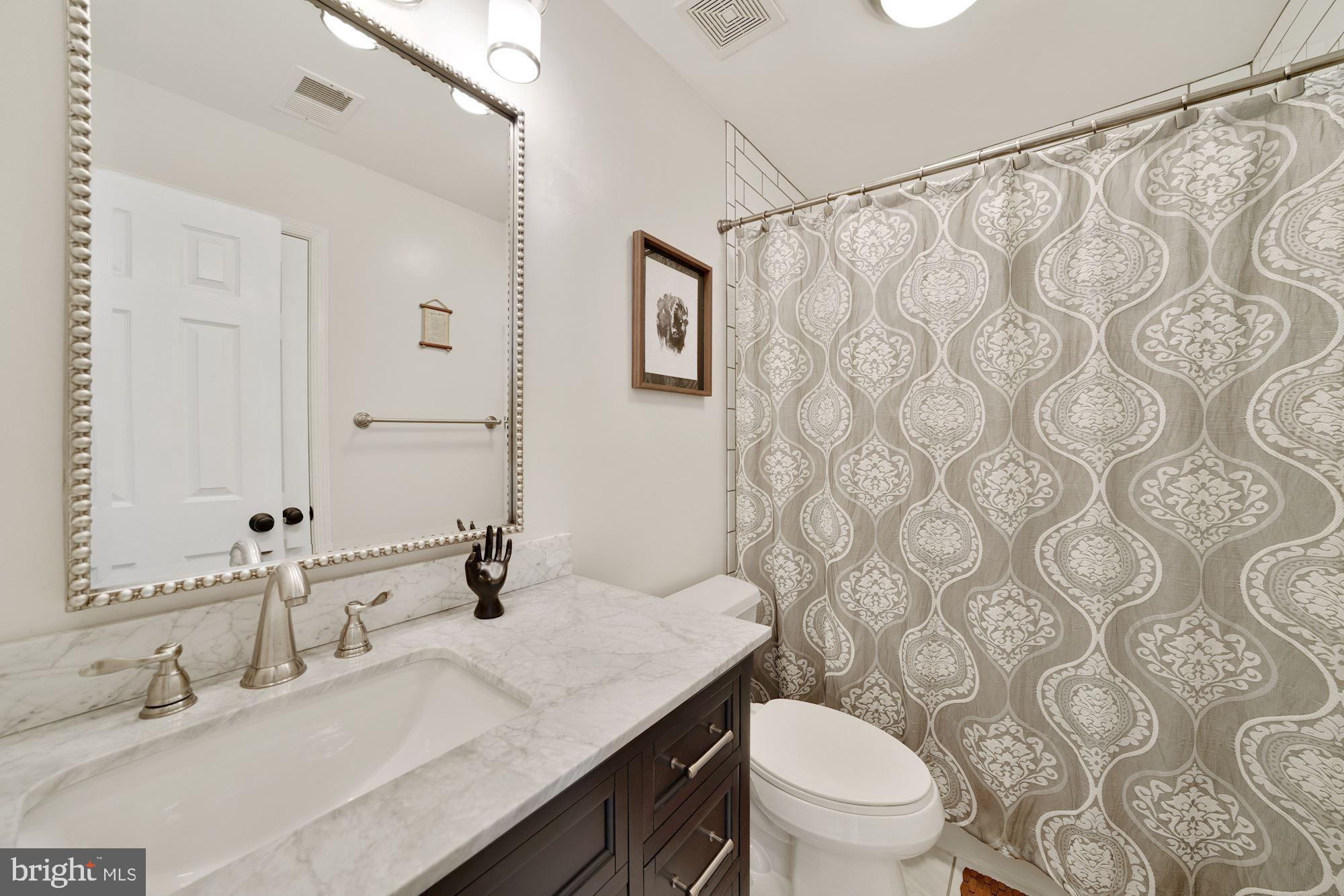 44065 Rising Sun Terrace Ashburn, VA 20147 - Photo 22 of 27 Gallery Image 22
