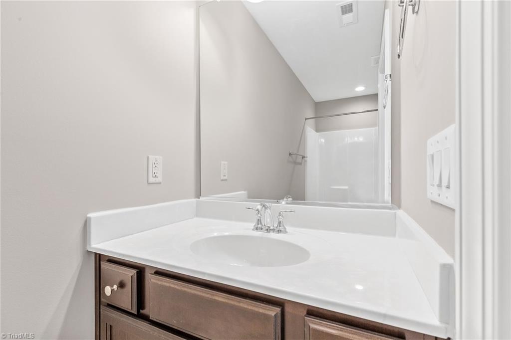 3851 Thistleberry Road High Point, NC 27265 - Photo 9 of 16