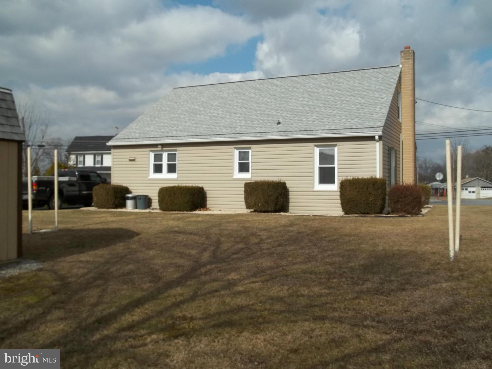 500 Warm Spring Road Chambersburg, PA 17202 - Photo 4 of 10 Exterior (Rear)