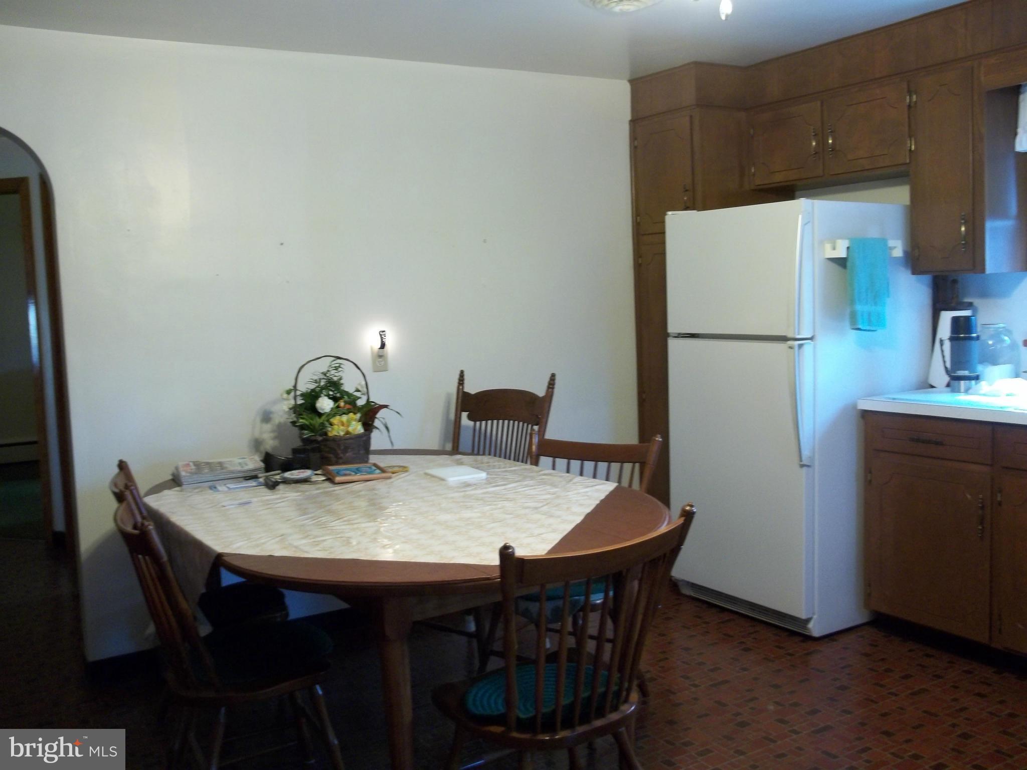 500 Warm Spring Road Chambersburg, PA 17202 - Photo 5 of 10 Kitchen