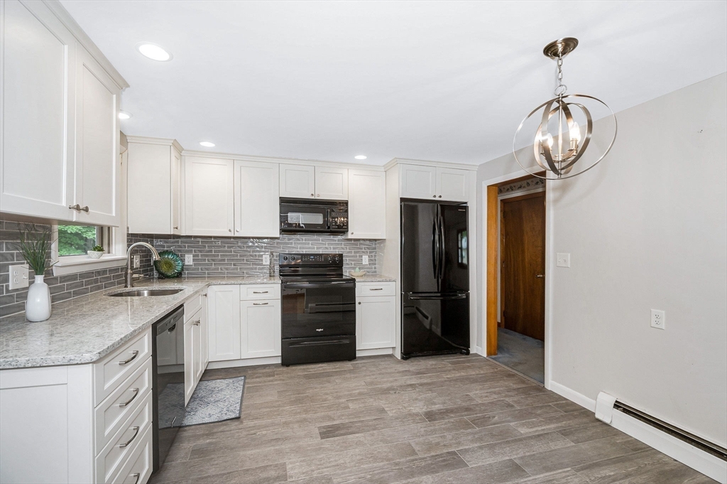4 Andrews Road Wakefield, MA 01880 - Photo 5 of 36 Gallery Image 5