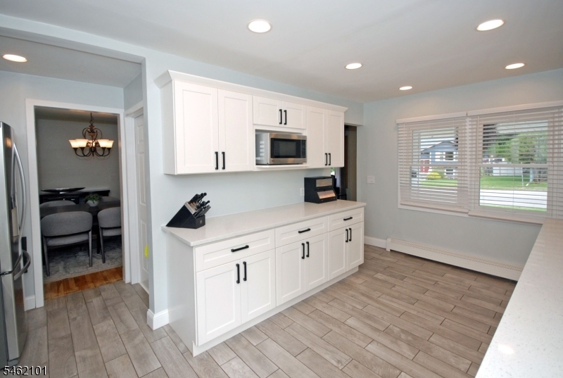 202 Long Hill Road Little Falls, NJ 07424 - Photo 8 of 37 Gallery Image 8