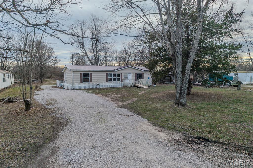 19456 Jewell Road Lebanon, MO 65536 - Photo 34 of 65
