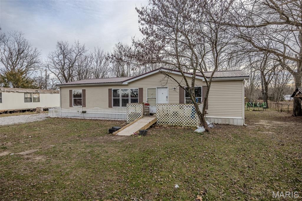 19456 Jewell Road Lebanon, MO 65536 - Photo 4 of 65