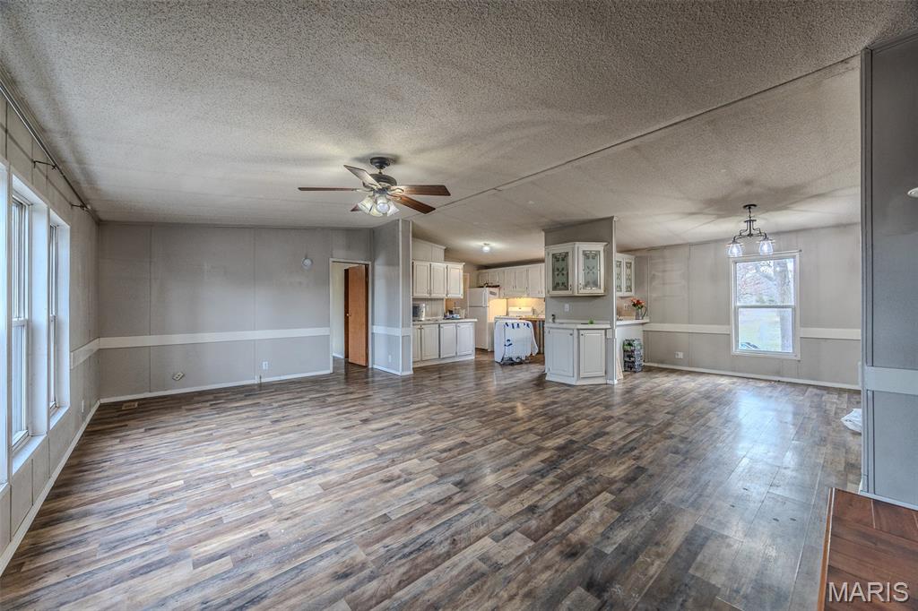 19456 Jewell Road Lebanon, MO 65536 - Photo 5 of 65
