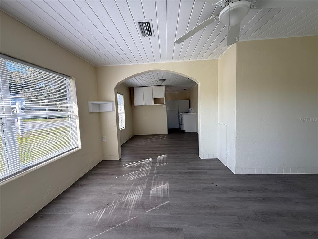 802 Ave L Southwest Winter Haven, FL 33880 - Photo 33 of 40