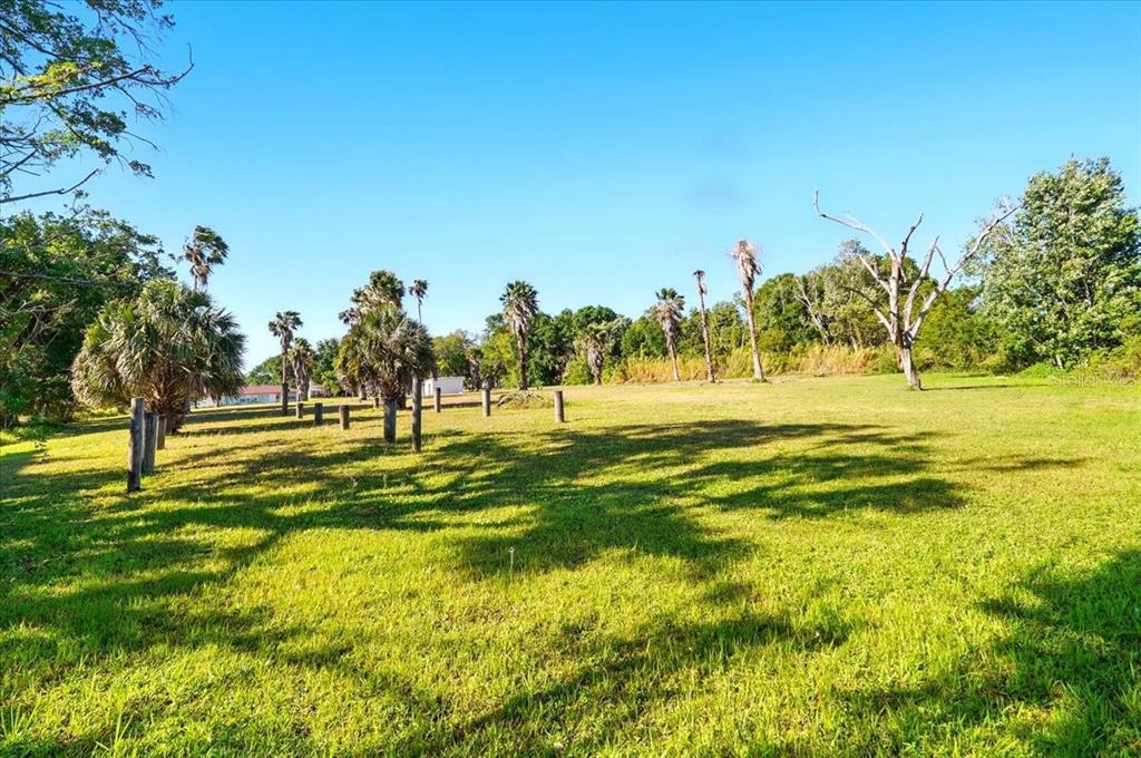 802 Ave L Southwest Winter Haven, FL 33880 - Photo 9 of 40