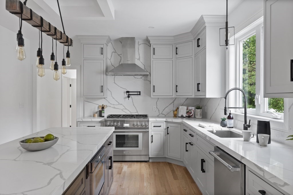 1 Maryvale Road Burlington, MA 01803 - Photo 11 of 39