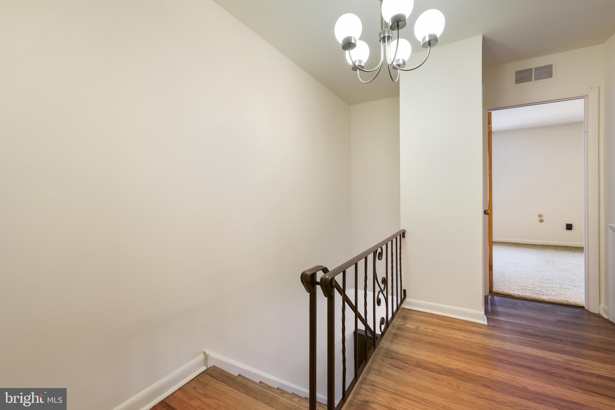 829 West Bells Mill Road Philadelphia, PA 19128 - Photo 14 of 33 Second floor landing