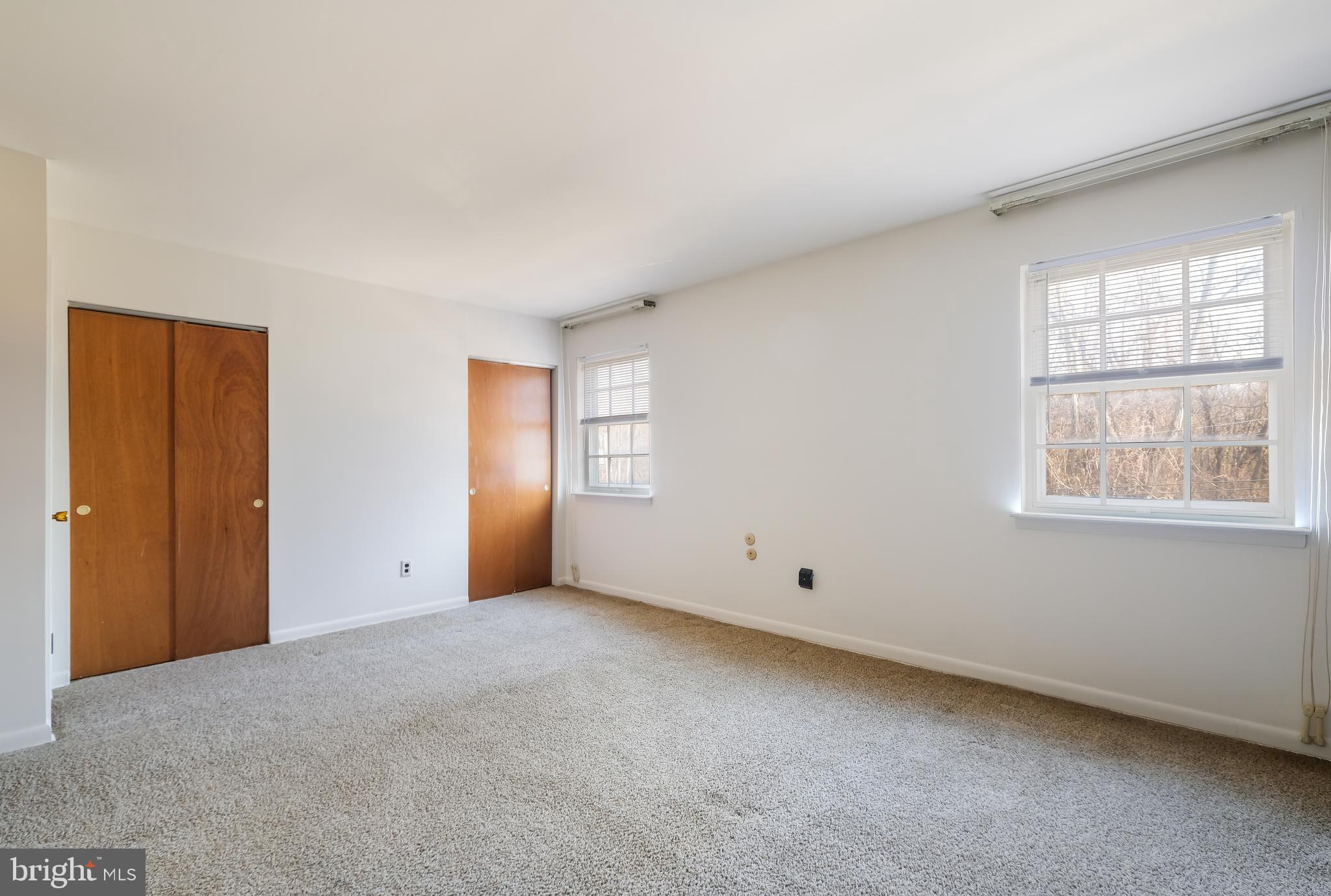 829 West Bells Mill Road Philadelphia, PA 19128 - Photo 19 of 33 Spacious master bedroom