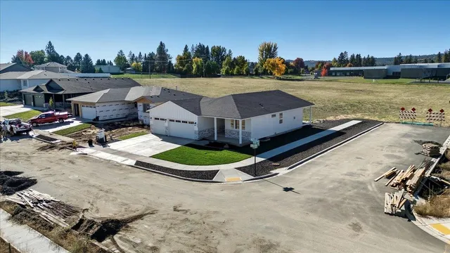 $815,000 | 16785 North Wellington Road, Colbert, WA 99005