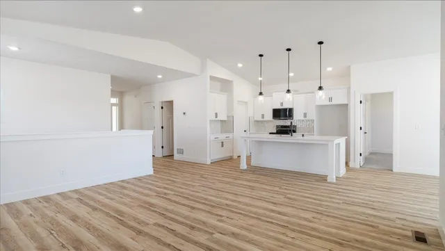 $815,000 | 16785 North Wellington Road, Colbert, WA 99005