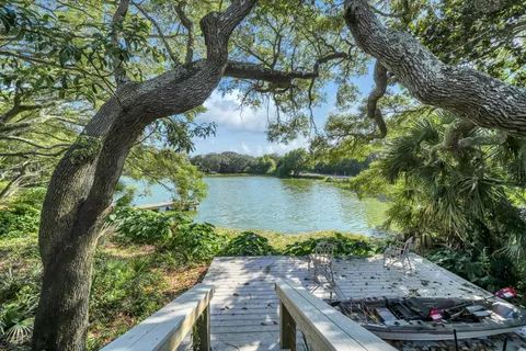 $839,000 | 702 North Lakeside Drive, Destin, FL 32541
