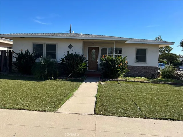 $3,400 | 140 West Midway Manor, Anaheim, CA 92805