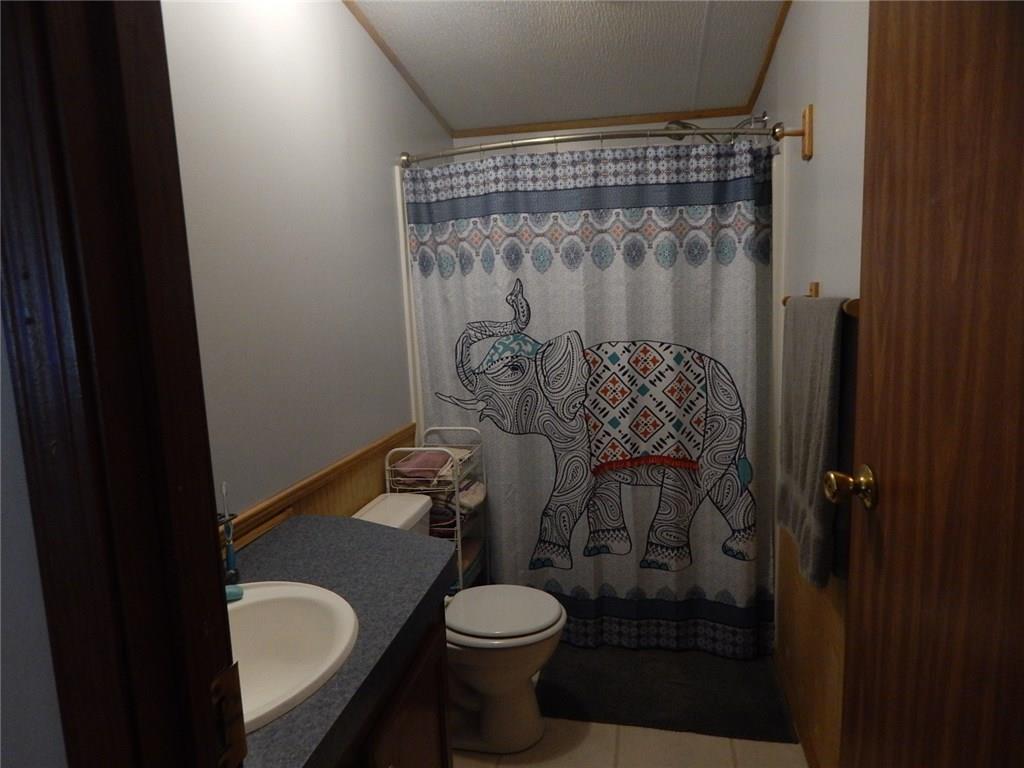 747 Cape Hickory Road Hickory, NC 28601 - Photo 4 of 14 Gallery Image 4