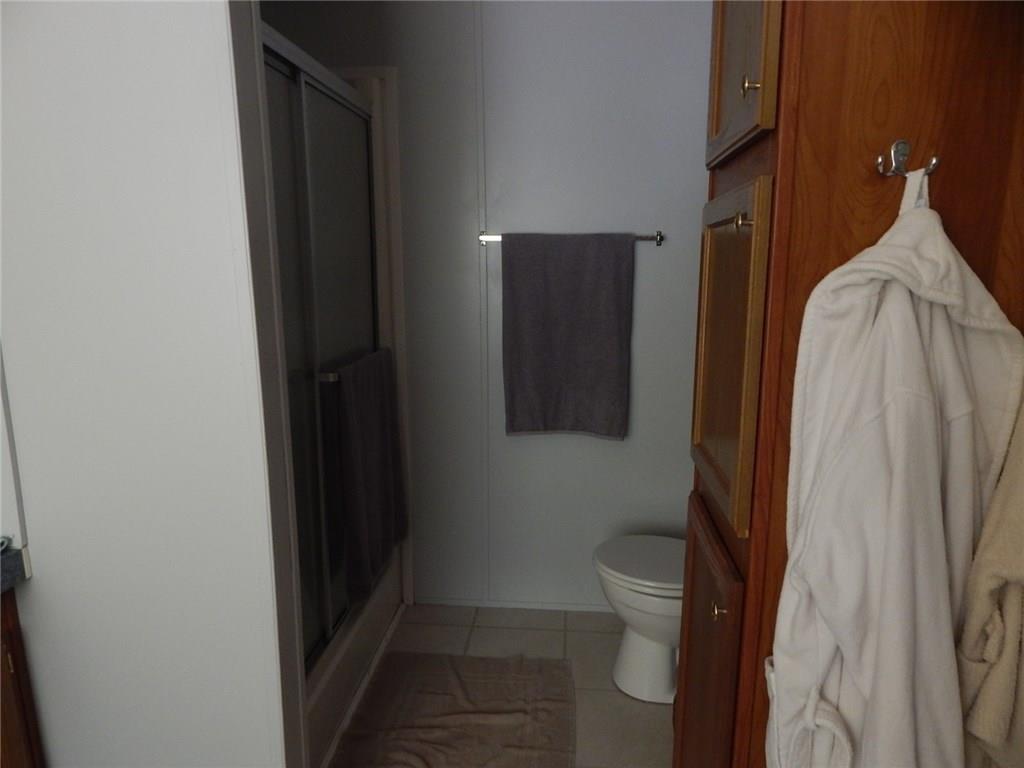 747 Cape Hickory Road Hickory, NC 28601 - Photo 9 of 14 Gallery Image 9