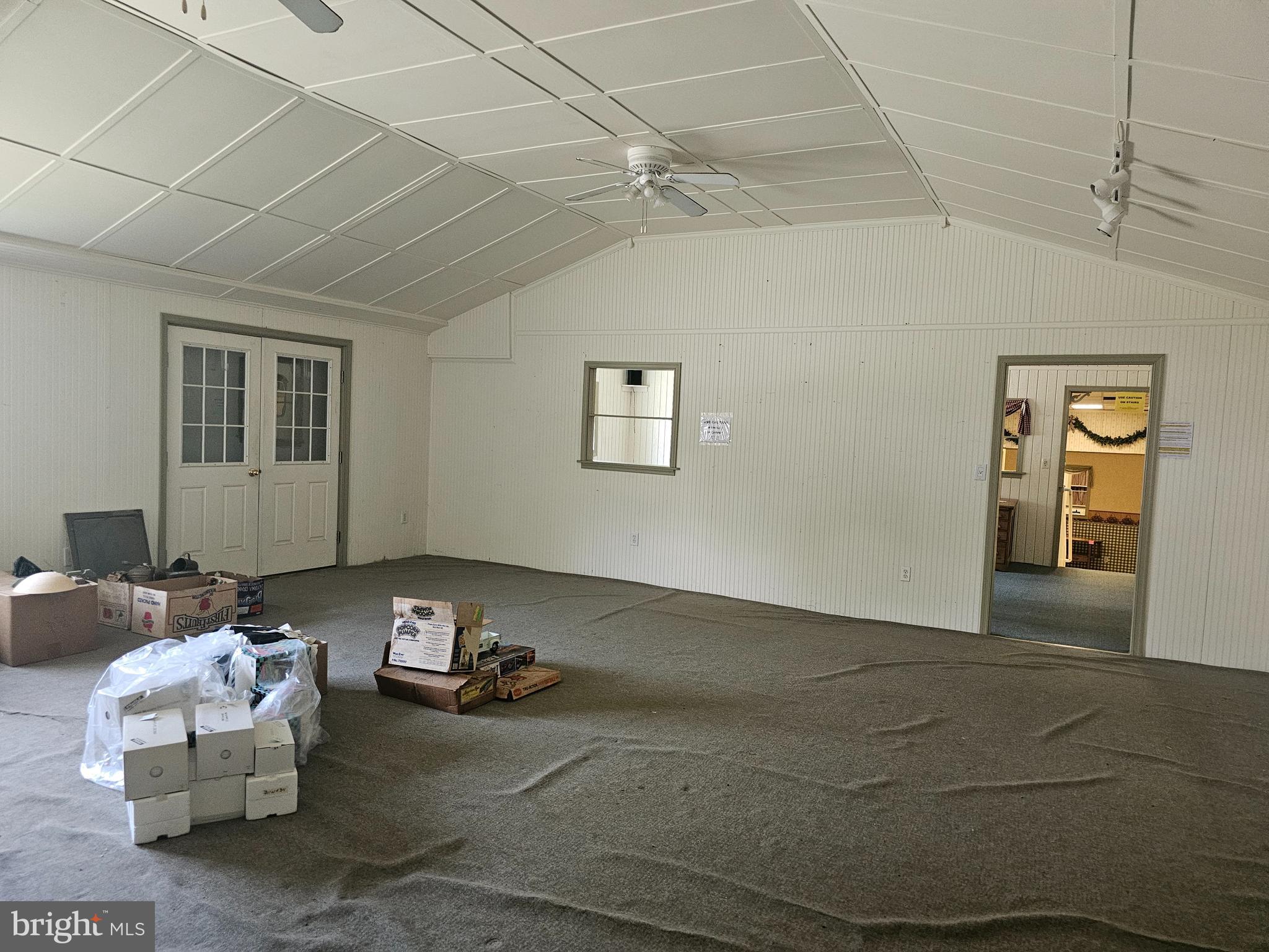271 England Creamery Road North East, MD 21901 - Photo 11 of 14 a living room with furniture