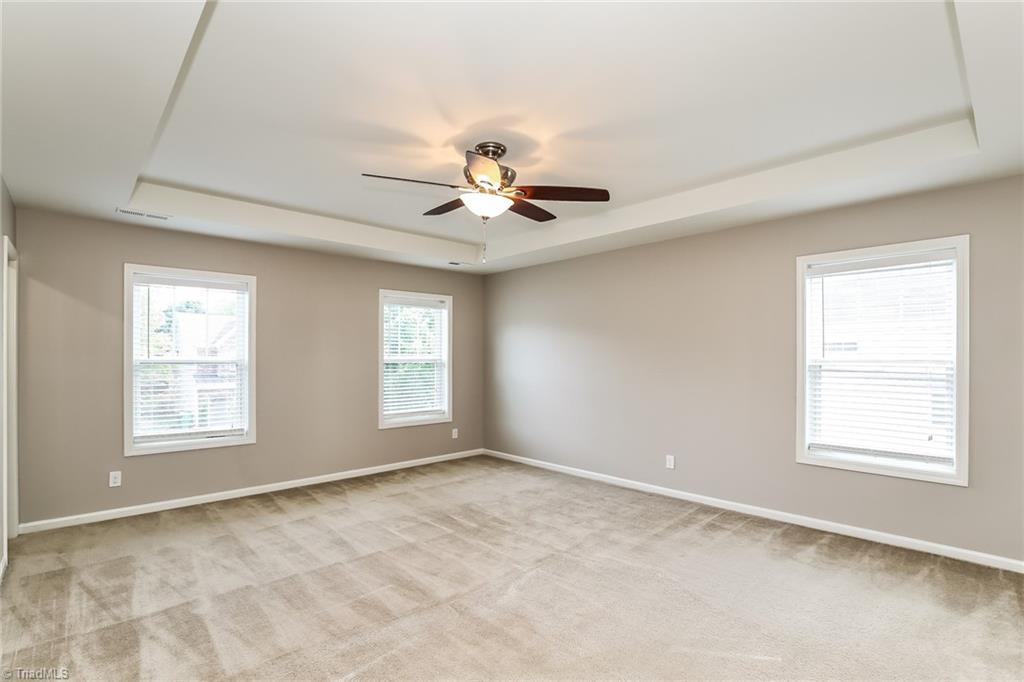 4625 Meadowside Terrace High Point, NC 27265 - Photo 17 of 31
