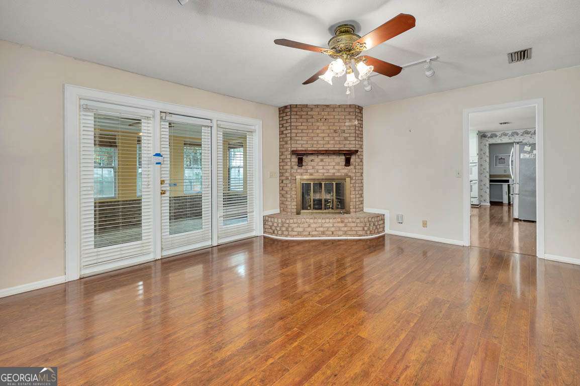 112 Meadows Way Brunswick, GA 31525 - Photo 8 of 31