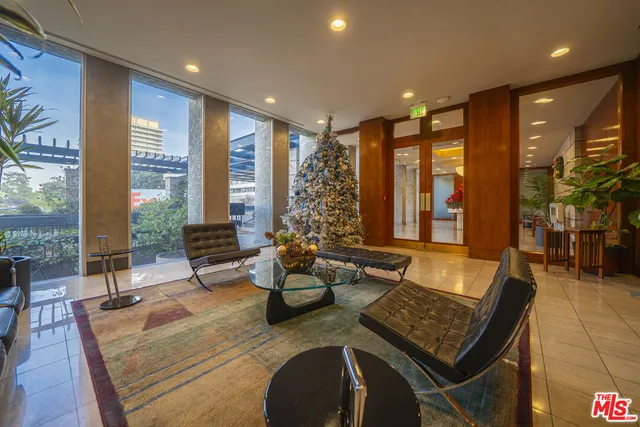 $4,000 | 800 West 1st Street, Unit 2110, Los Angeles, CA 90012