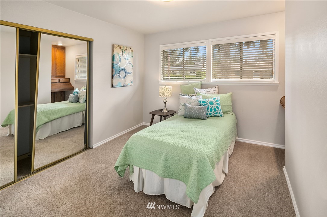 3324 Northeast 9th Street Renton, WA 98056 - Photo 18 of 29