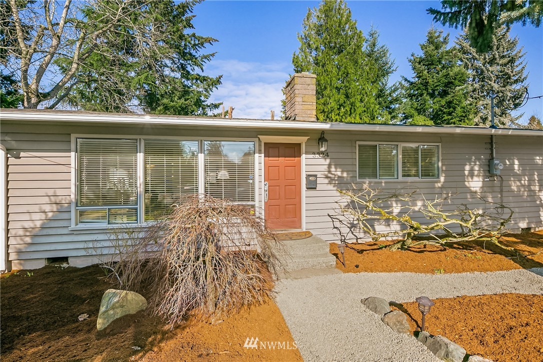 3324 Northeast 9th Street Renton, WA 98056 - Photo 3 of 29
