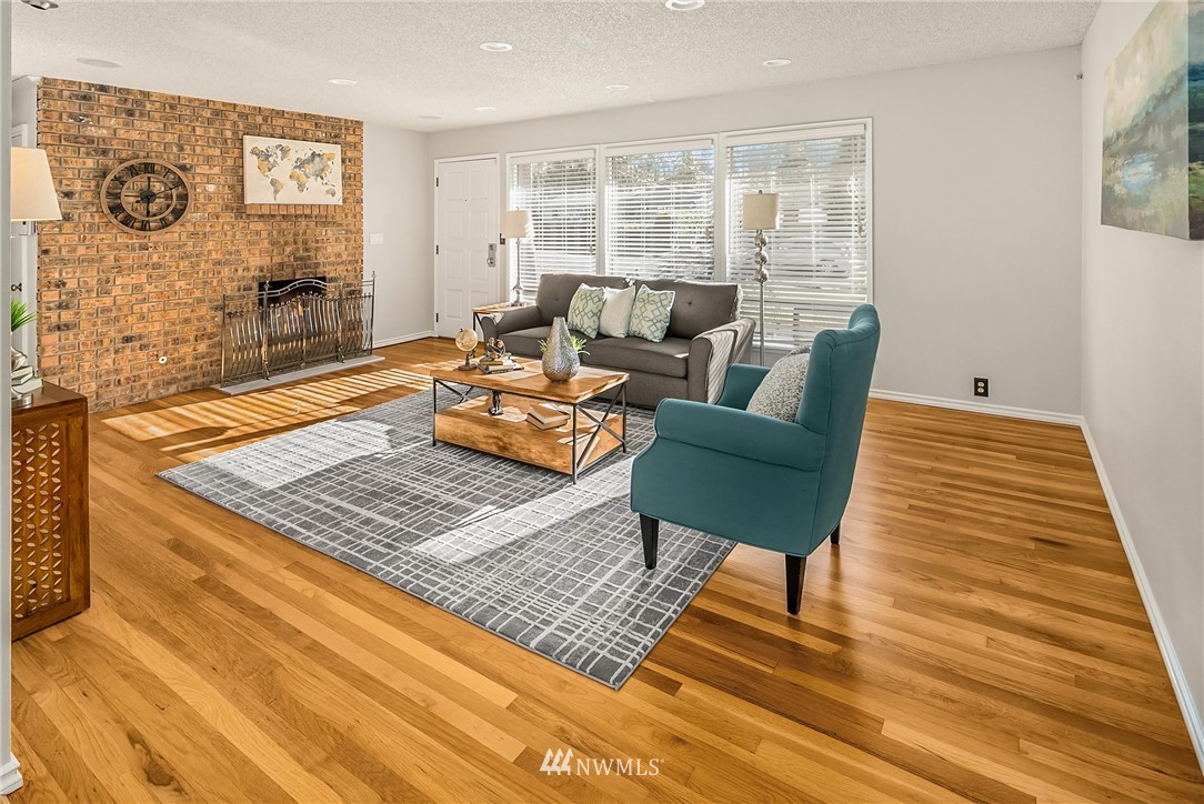 3324 Northeast 9th Street Renton, WA 98056 - Photo 6 of 29