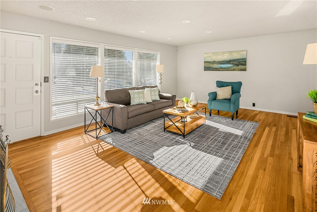 3324 Northeast 9th Street Renton, WA 98056 - Photo 7 of 29